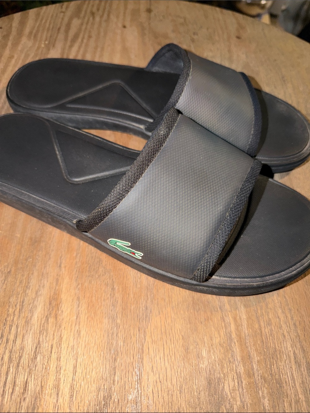 Lacoste L30 Slides Sport Black Slide Sandals with Green Croc Accent Men’s 11